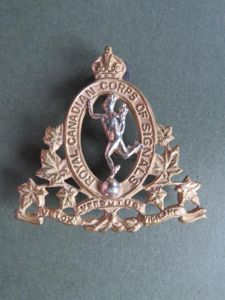 Canada Army WW2 Royal Canadian Corps of Signals Cap Badge