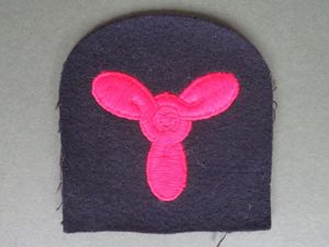 Royal Navy WW2 Period 'Stoker 2nd Class' Badge
