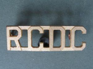 Canada Royal Canadian Dental Corps Shoulder Title