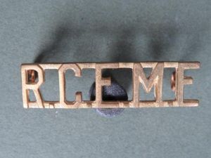 Canada Royal Canadian Electrical Mechanical Engineers Shoulder Title