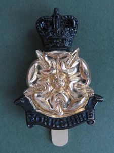 British Army The Yorkshire Brigade Cap Badge