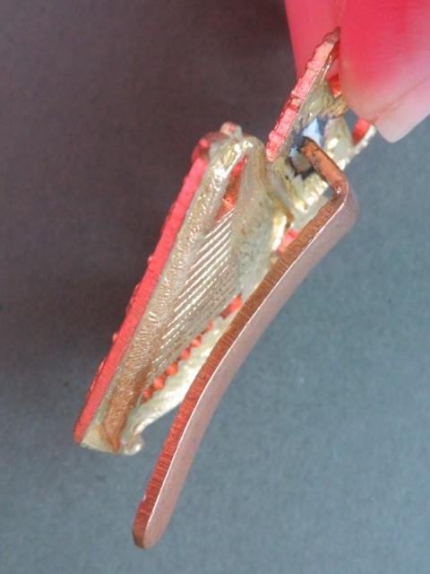 British Army Ulster Defence Regiment Cap Badge — image 3