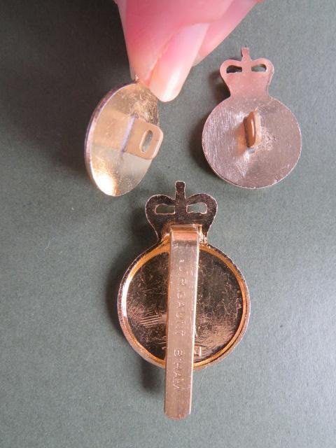 British Army 1953 -1977 Army Catering Corps & Collar Badges — image 4