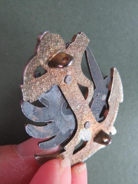France 'Troupes de Marine Parachutist' Beret Badge — image 3