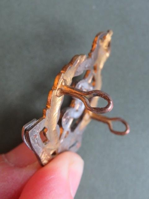 British Army Pre 1953 Royal Army Medical Corps Officer's Cap Badge — image 3