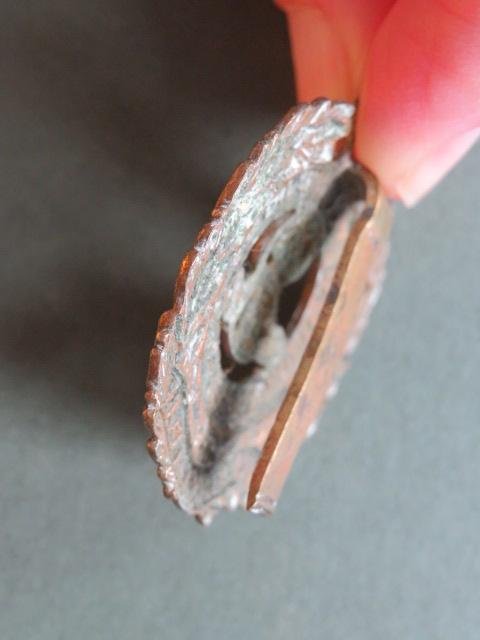 British Army The Corps of Royal Engineers KEVII Cap Badge — image 3