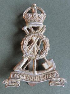 British Army Royal Pioneer Corps Cap Badge