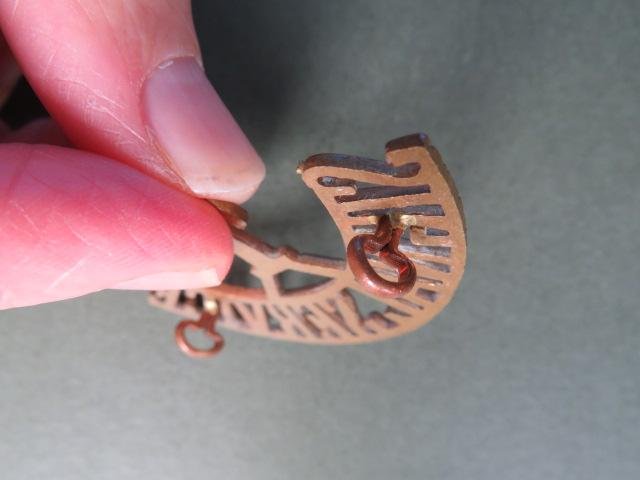 British Army 'Signal Service' (Royal Engineers) Territorial Shoulder Title — image 3