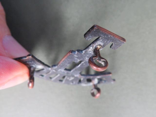 British Army 11th 'LONDON' (Finsbury Rifles) Territorial Shoulder Title — image 3