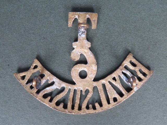 British Army 6th Battalion 'ROYAL SUSSEX' Territorial Shoulder Title — image 2