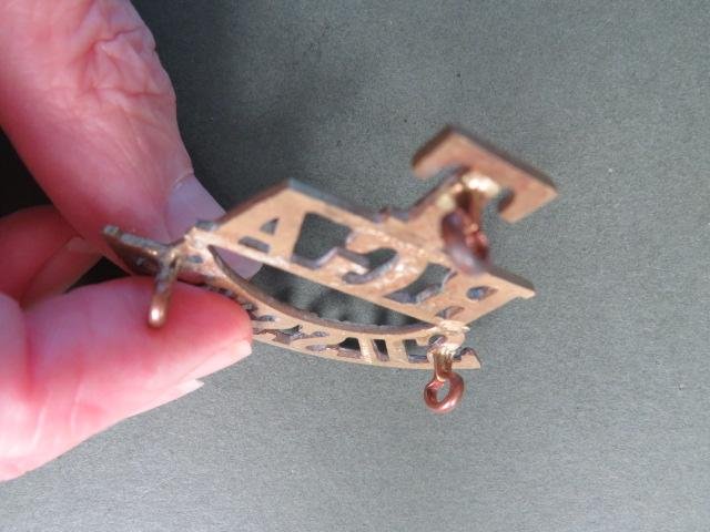 British Army Royal Garrison Artillery 'SUSSEX' Territorial Shoulder Title — image 3