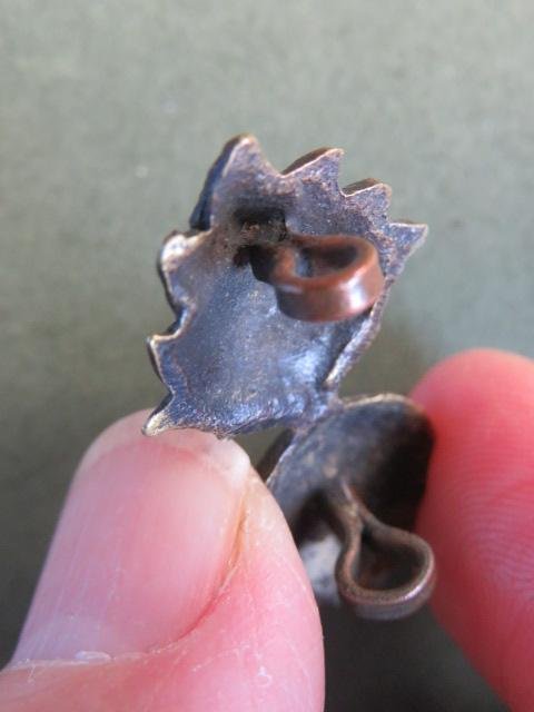 British Army 'Fusiliers' Collar / shoulder Badge — image 3