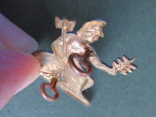 British Army The Norfolk Regiment 1898-1937 Pattern Collar Badges — image 3