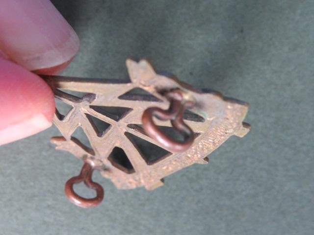 British Army WW2 Reconnaissance Collar Badge — image 3