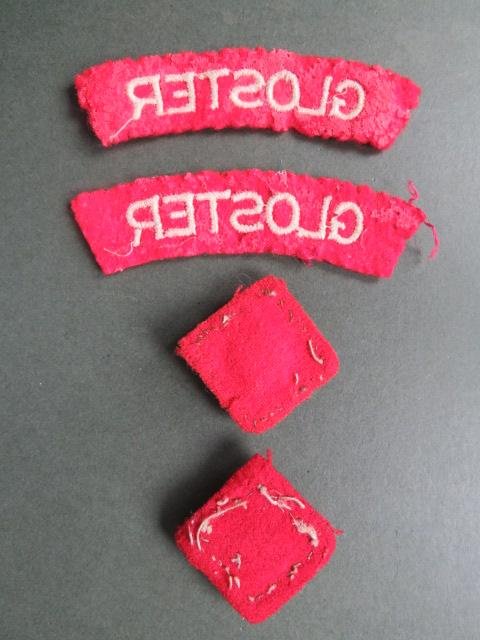 British Army WW2 The Gloucestershire Regiment Shoulder Titles and Lieutenants Rank Pips — image 2