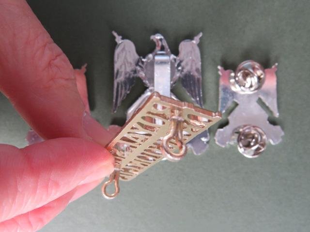 British Army Royal Scots Dragoon Guards Cap & Collar Badges and Shoulder Title — image 4