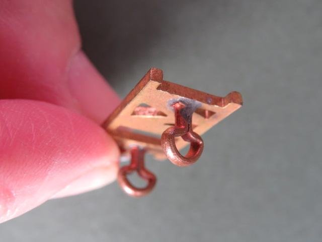 Australia Army Post 1939 'Military Police' Shoulder Title — image 3