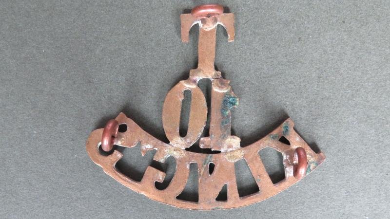 British Army The 10th The King's Regiment (Liverpool) Territorial Battalion Shoulder Title — image 2