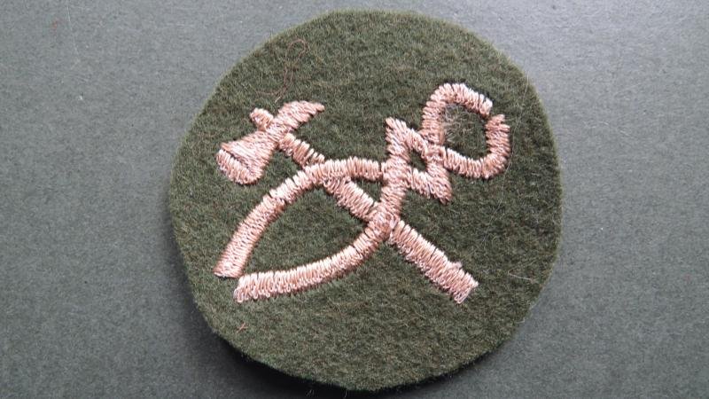 Canada Army 'RCEME Artificer' Trade Badge Group 1 — image 2