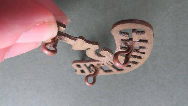 British Army 5th Territorial Battalion, The Gloucestershire Regiment Shoulder Title — image 3