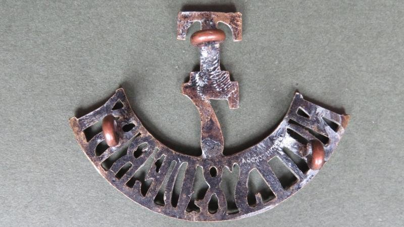 British Army 7th The Sherwood Foresters (Nottinghamshire & Derbyshire Regiment) Territorial (Robin Hood) Battalion Shoulder Title — image 2
