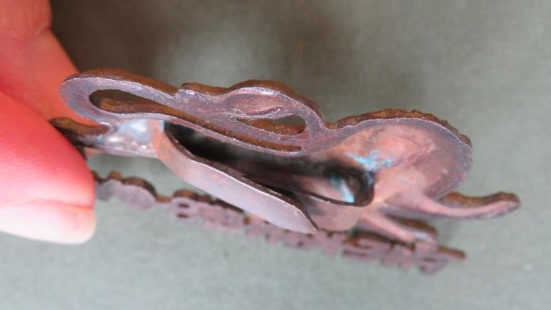 British Army The King's Own (Royal Lancaster Regiment) Officer's Service Dress Cap Badge — image 3