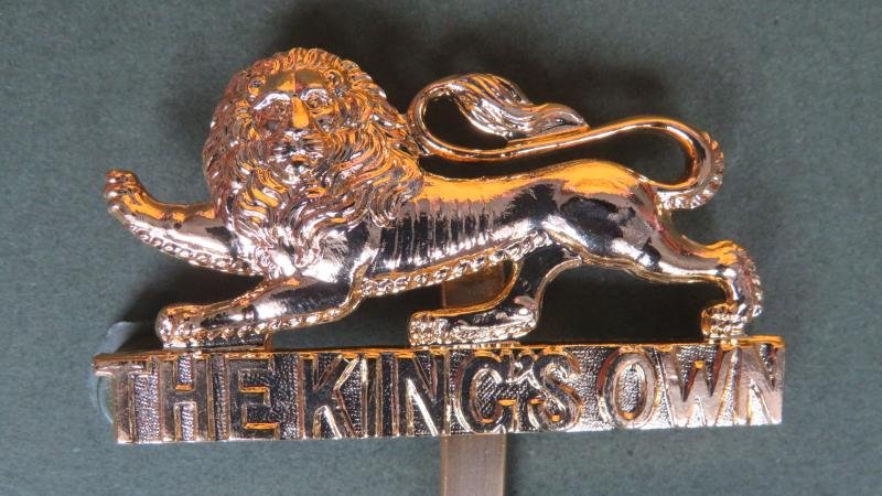 British Army The King's Own (Royal Lancaster Regiment) Cap Badge — image 2