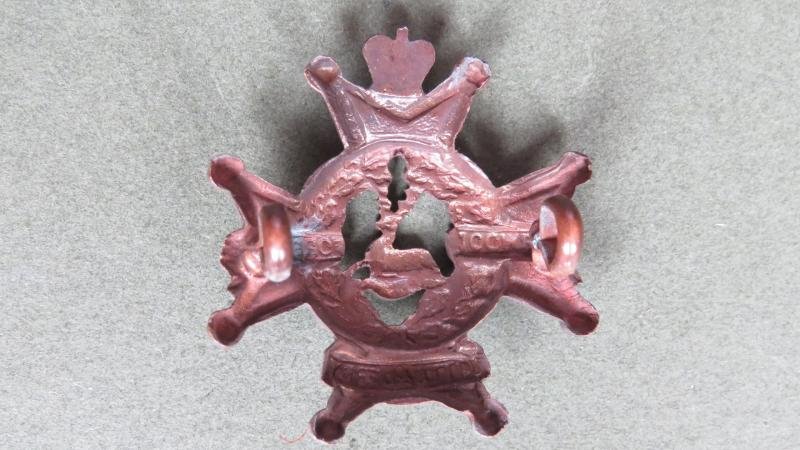 British Army The Sherwood Foresters (Nottinghamshire & Derbyshire Regiment) Officers' Service Dress Collar Badge — image 2