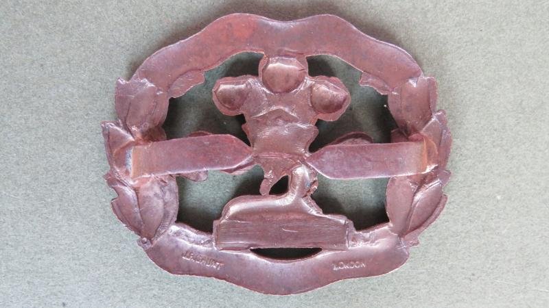 British Army The South Lancashire Regiment (The Price of Wales's Volunteers) Officers' Service Dress Cap Badge — image 2