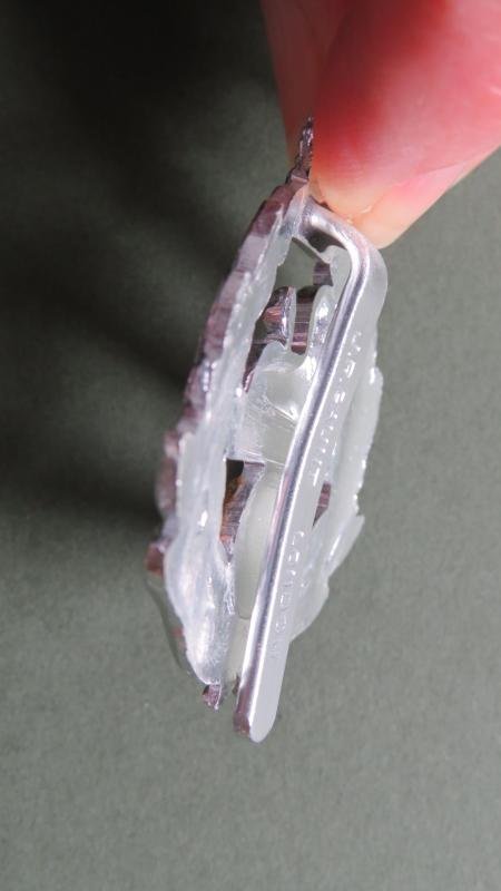 British Army EIIR The East Lancashire Regiment Cap Badge — image 3