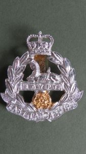 British Army EIIR The East Lancashire Regiment Cap Badge
