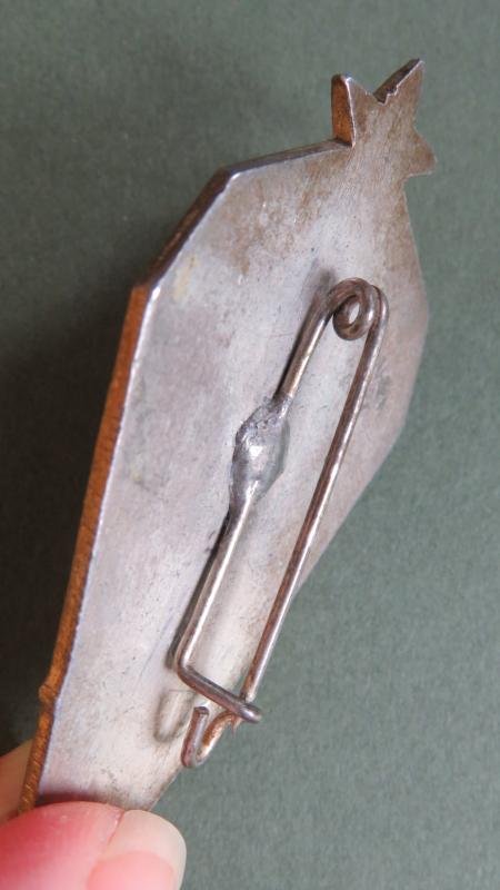 USSR D.O.S.A.A.F. Post 1960 3rd Class Parachute Badge — image 3