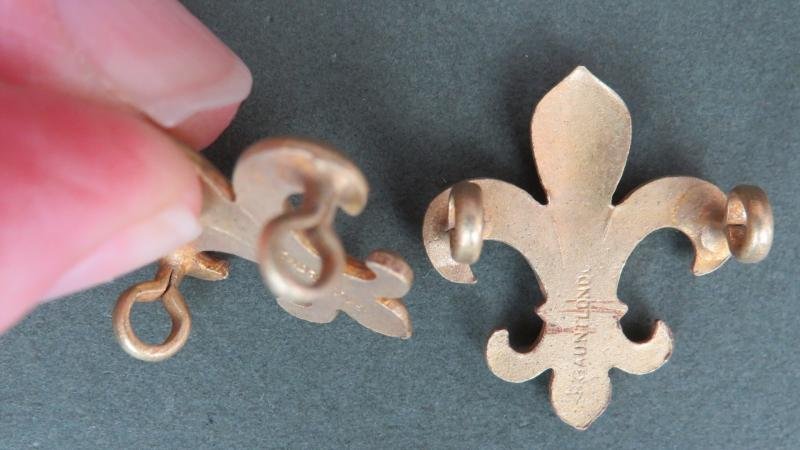 British Army The Manchester Regiment Post 1924 Officers Collar Badges — image 3