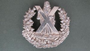 British Army Pre 1900 The Queen's Own Cameron Highlanders Cap …