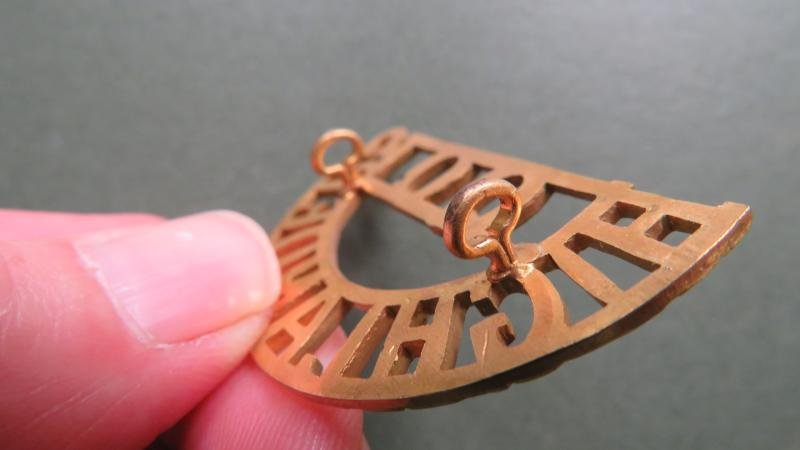 British Army Queen's Own Highlanders (Seaforth & Cameron) Shoulder Title — image 3