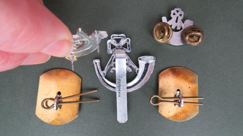 British Army The Light Infantry Cap & Collar Badges & Shoulder Titles — image 3