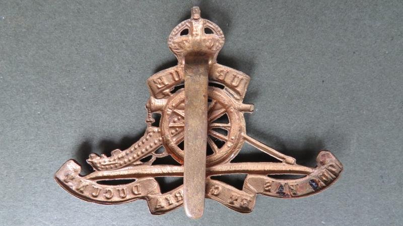 British Army Royal Artillery Pre 1953 Cap Badge — image 2