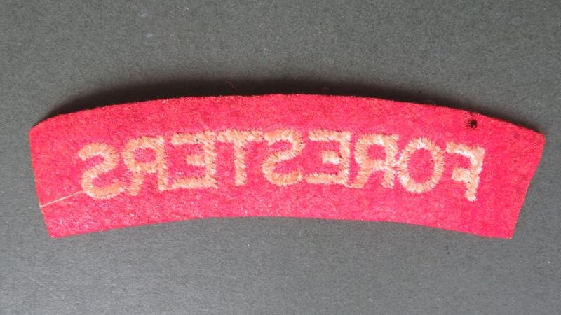 British Army Late WW2 Sherwood Foresters (Nottinghamshire and Derbyshire Regiment) Shoulder Title — image 2