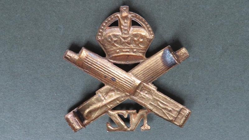New Zealand Army Machine Gun Corps Cap Badge — image 2