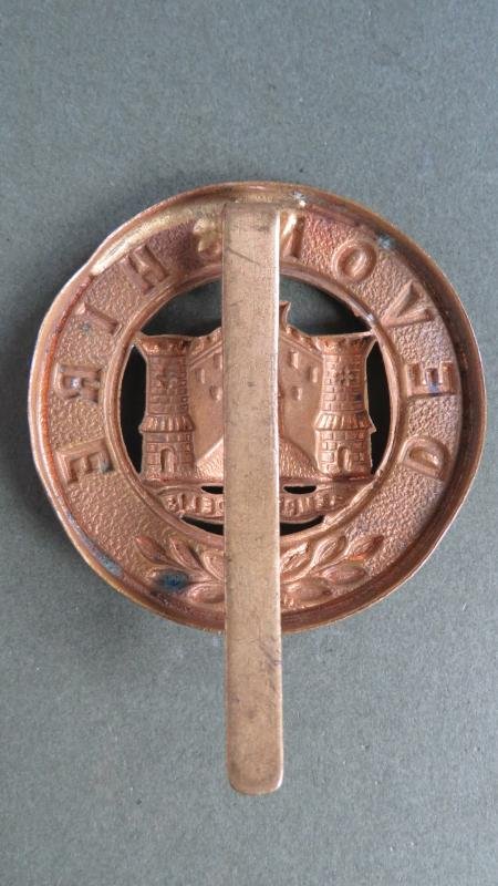 British Army The Devonshire Regiment Puggaree Badge — image 3