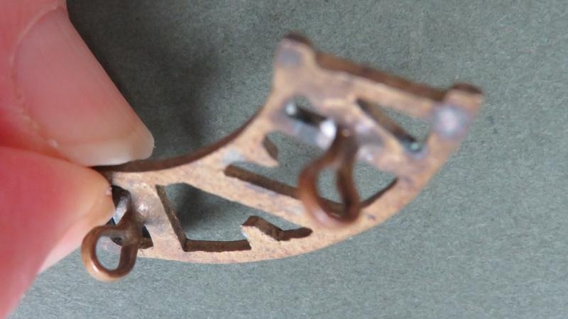 New Zealand Army 'New Zealand Engineers' Shoulder Title — image 3