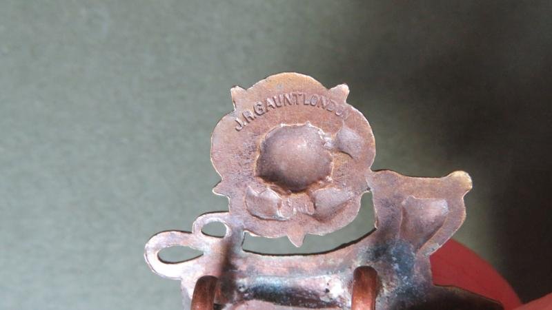 British Army The York and Lancaster Regiment Officers Service Dress Collar Badge — image 4