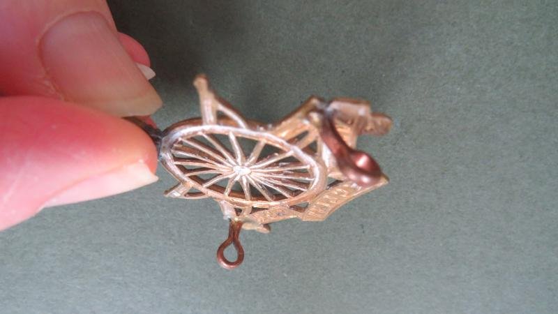 New Zealand Army WW1 'N.Z. Cyclist Corps' Cap Badge — image 3