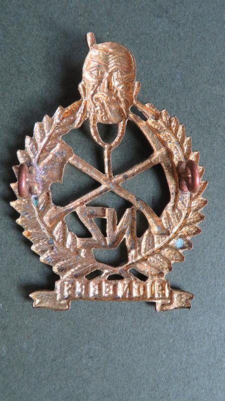 New Zealand Army WW1 'New Zealand Pioneer Battalion' Cap Badge — image 2