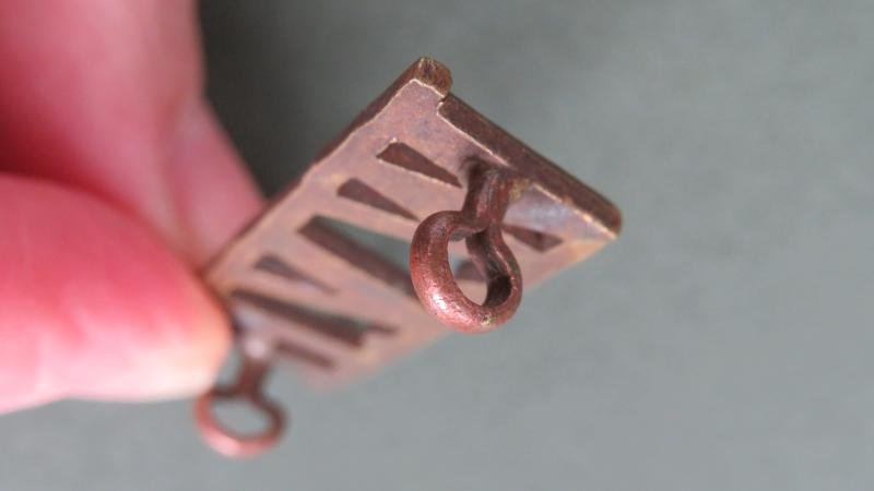 British Army W.V.R. (Women's Volunteer Reserve) Shoulder Title — image 3