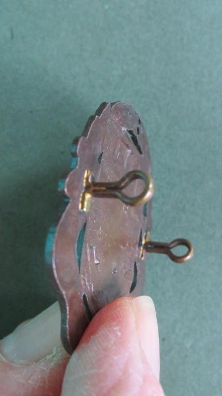 Canada Army The University of British Columbia (C.O.T.C.) Cap Badge — image 3