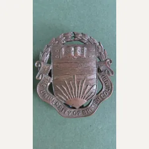 Canada Army The University of British Columbia (C.O.T.C.) Cap Badge