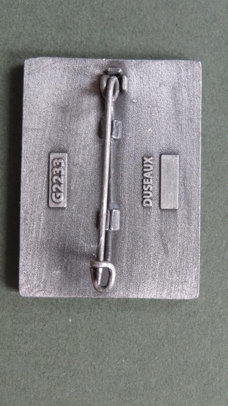 France Foreign Legion 2nd Regiment Entranger d' Infanterie Pocket Crest — image 3