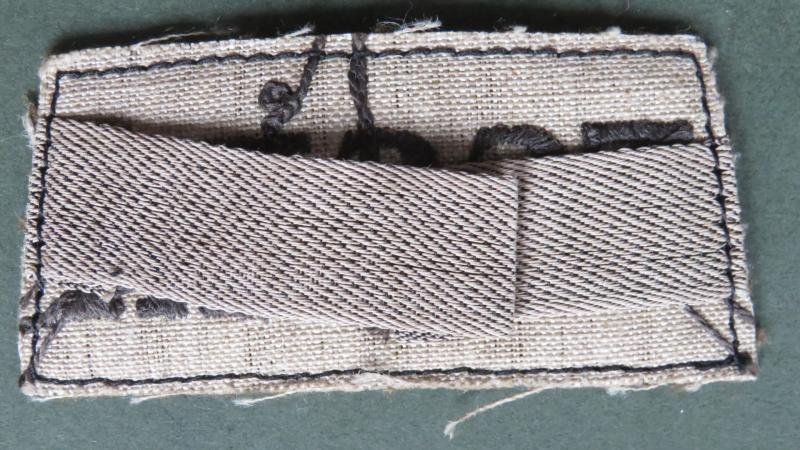 British Army WW2 The 'Essex Regiment' Slip on Shoulder Title — image 2