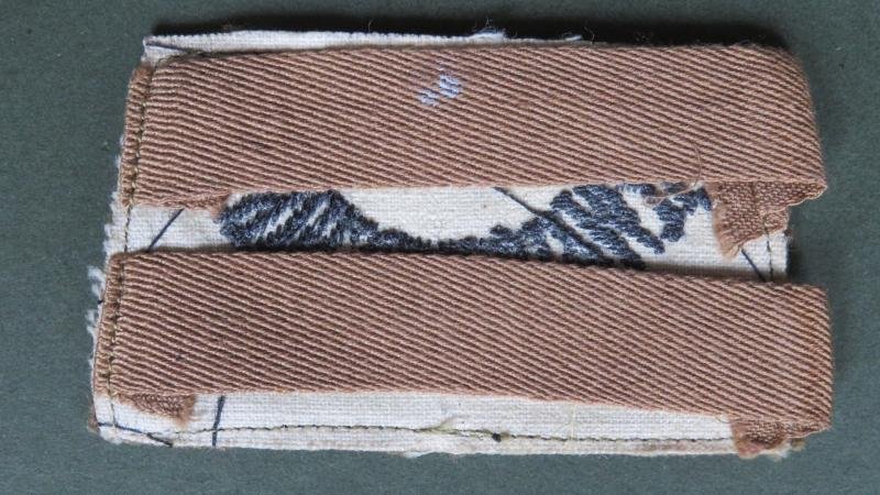 British Army WW2 The 'Royal Warwickshire Regiment' Slip on Shoulder Title — image 2